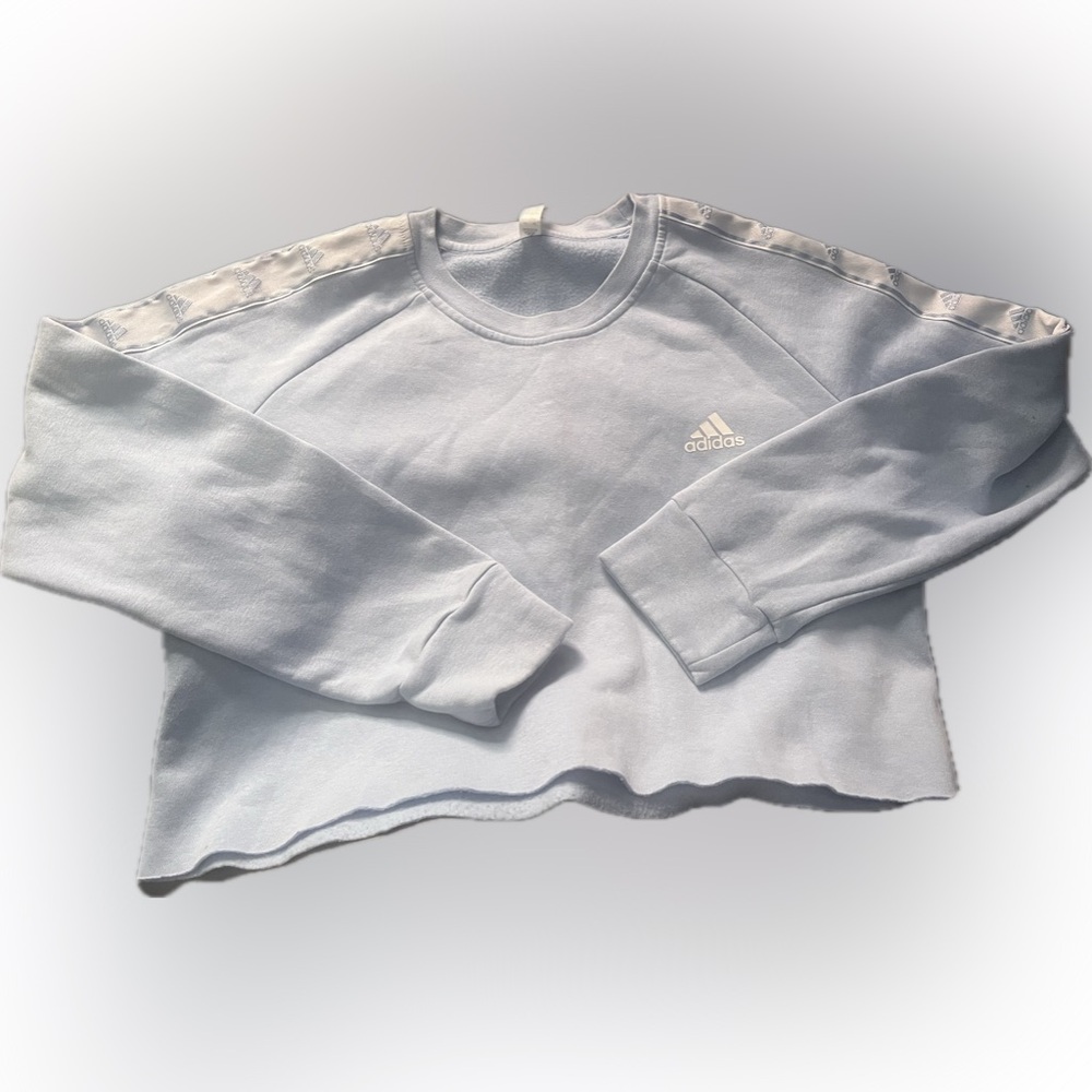 🎃 Adidas Crop top  size Large read below for measurements